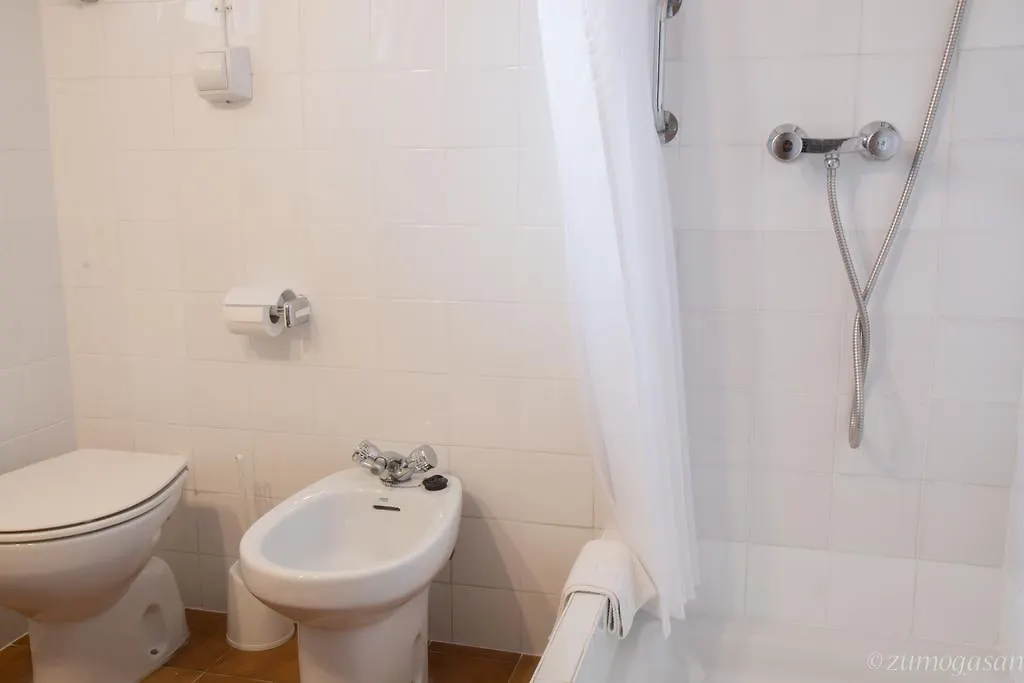게스트하우스 Hostal Plaja I Pati De Can Plaja 팔라프루헬