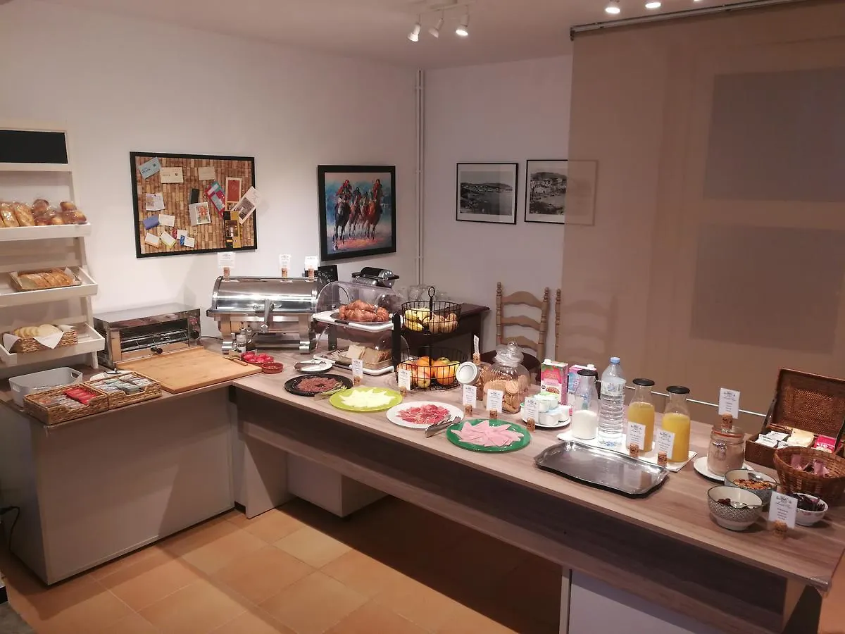 Hostal Plaja I Pati De Can Plaja 팔라프루헬 게스트하우스