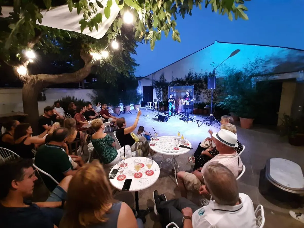 Hostal Plaja i Pati de Can Plaja Palafrugell Affittacamere